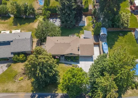 View/Area - 2004 E 55th Ave, Spokane, WA 99223 photo 1 of 3