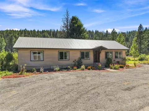 15325 W Charles Rd, Nine Mile Falls, WA 99026