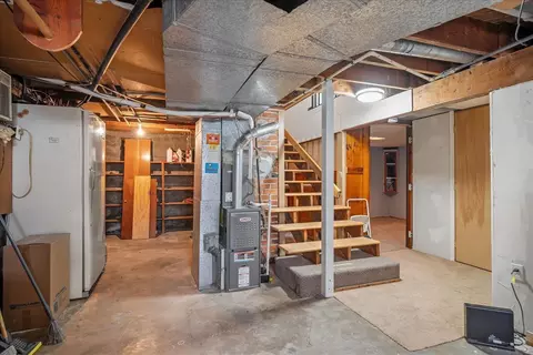 Entry Way - 1911 E Sharp Ave, Spokane, WA 99202 photo 1 of 1