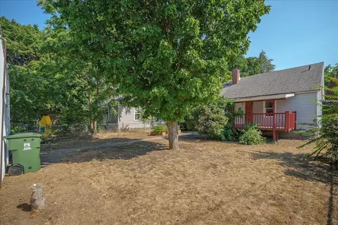 Exterior - 1911 E Sharp Ave, Spokane, WA 99202 photo 15 of 21