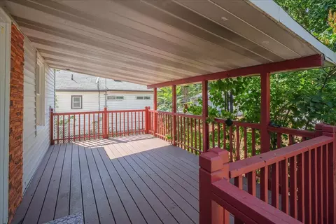 Exterior - 1911 E Sharp Ave, Spokane, WA 99202 photo 10 of 21