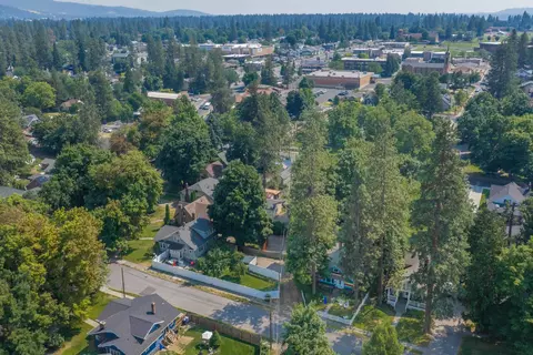 View/Area - 424 E 26th Ave, Spokane, WA 99203 photo 2 of 4
