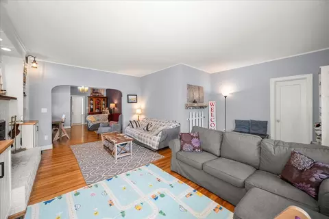Living - 424 E 26th Ave, Spokane, WA 99203 photo 5 of 5