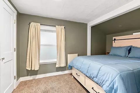 Bedroom - 907 E 30th Ave, Spokane, WA 99203 photo 1 of 3