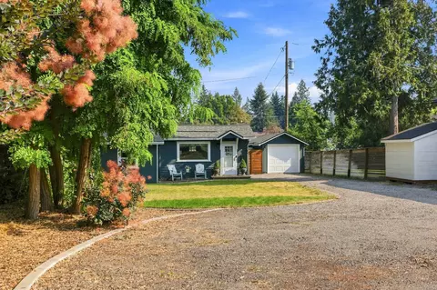 Exterior - 907 E 30th Ave, Spokane, WA 99203 photo 10 of 13