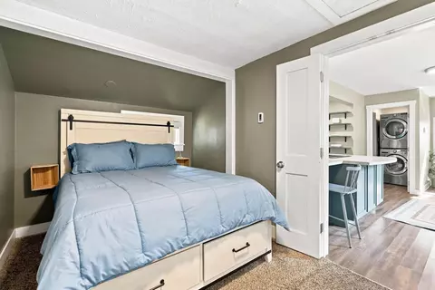 Bedroom - 907 E 30th Ave, Spokane, WA 99203 photo 2 of 3