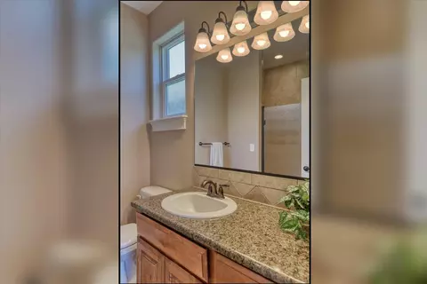 Bath - 14405 E 5th Ln, Spokane Valley, WA 99216 photo 1 of 4