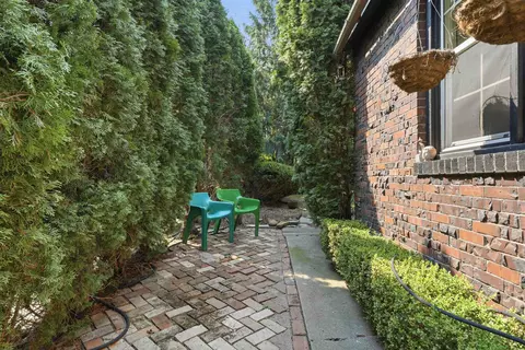 Exterior - 1728 E 9th Ave, Spokane, WA 99202 photo 3 of 11