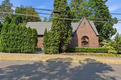 Exterior - 1728 E 9th Ave, Spokane, WA 99202 photo 7 of 11