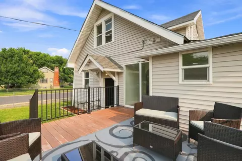 Exterior - 2704 E Nora Ave, Spokane, WA 99207 photo 3 of 8