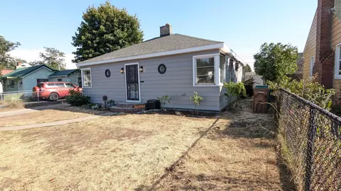 Exterior - 1108 E Wellesley Ave, Spokane, WA 99207 photo 8 of 8