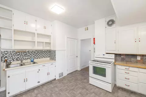 Kitchen - 5923 N Regal St, Spokane, WA 99208 photo 2 of 3