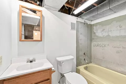 Bath - 4128 E Frederick Ave, Spokane, WA 99217 photo 1 of 2