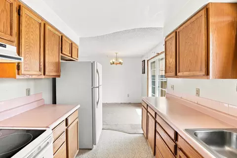 Kitchen - 4128 E Frederick Ave, Spokane, WA 99217 photo 1 of 3