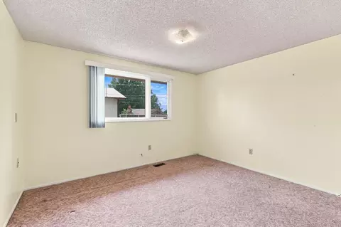 Bedroom - 4128 E Frederick Ave, Spokane, WA 99217 photo 2 of 4