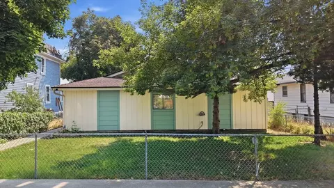 1511 W Mission Ave #1515, Spokane, WA 99201