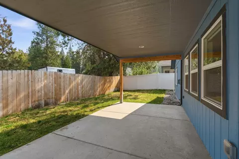 Exterior - 625 E Canterbury Ln, Colbert, WA 99005 photo 8 of 8
