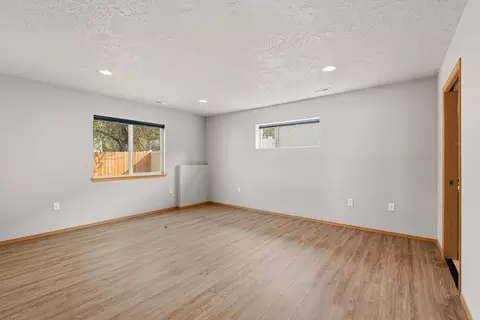 Living - 625 E Canterbury Ln, Colbert, WA 99005 photo 4 of 5