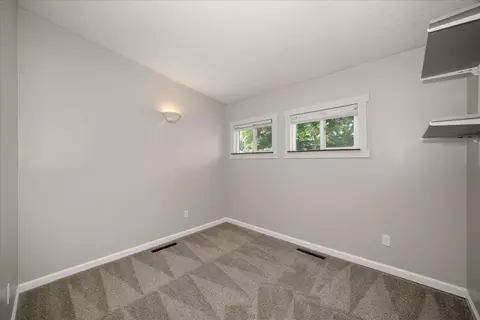 Bedroom - 1428 E 40th Ave, Spokane, WA 99203 photo 5 of 5