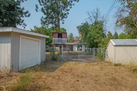 Exterior - 1428 E 40th Ave, Spokane, WA 99203 photo 7 of 7