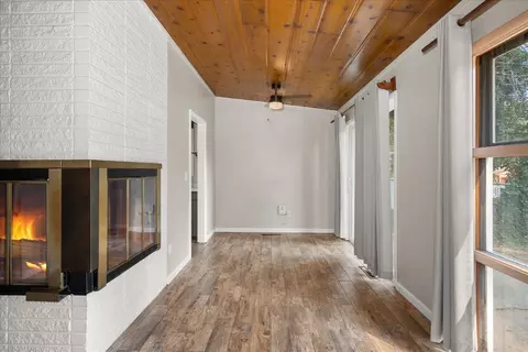 Living - 1428 E 40th Ave, Spokane, WA 99203 photo 5 of 6