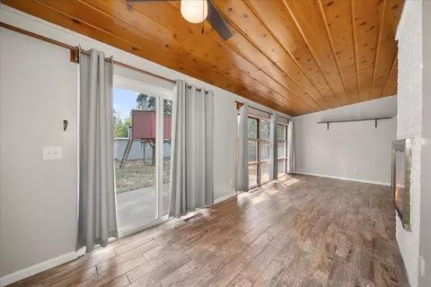 Living - 1428 E 40th Ave, Spokane, WA 99203 photo 6 of 6