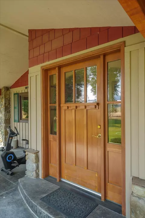 Entry Way - 10303 E Woolard Rd, Colbert, WA 99005 photo 1 of 1
