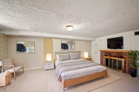 Bedroom - 1304 E 39th Ave, Spokane, WA 99203 photo 6 of 6