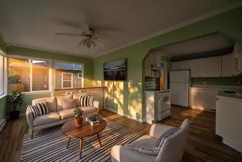 Living - 1304 E 39th Ave, Spokane, WA 99203 photo 5 of 6