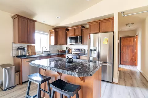 Kitchen - 9806 E Hoffman Ct, Spokane, WA 99206 photo 1 of 5