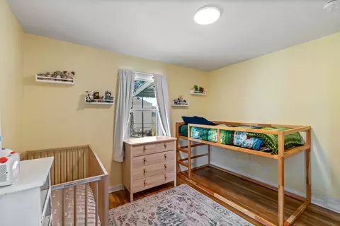 Bedroom - 10401 E Springfield Ave, Spokane, WA 99206 photo 5 of 5