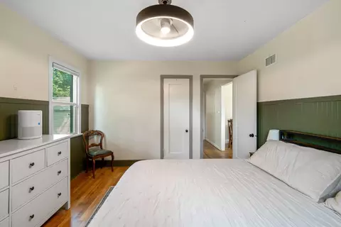 Bedroom - 10401 E Springfield Ave, Spokane, WA 99206 photo 3 of 5