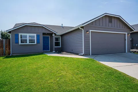 12399 W 2nd Ave, Airway Heights, WA 99001
