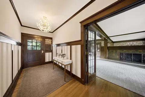 Entry Way - 615 E 16th Ave, Spokane, WA 99203 photo 1 of 5