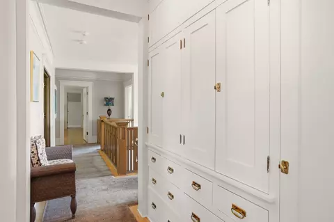 Entry Way - 615 E 16th Ave, Spokane, WA 99203 photo 4 of 5