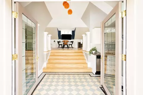 Entry Way - 615 E 16th Ave, Spokane, WA 99203 photo 5 of 5