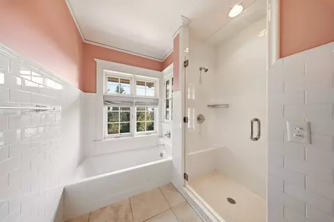 Bath - 615 E 16th Ave, Spokane, WA 99203 photo 5 of 7