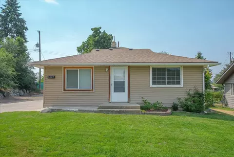 5927 N Cochran St, Spokane, WA 99205