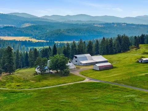 24416 N Orchard Bluff Rd, Chattaroy, WA 99003