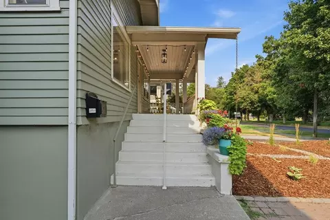 Exterior - 24 E 14th Ave, Spokane, WA 99203 photo 4 of 11