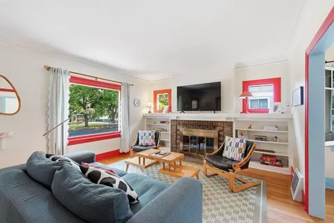 Living - 24 E 14th Ave, Spokane, WA 99203 photo 1 of 4