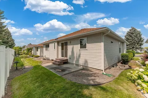 Exterior - 13716 E 15th Ln, Spokane Valley, WA 99216 photo 4 of 4
