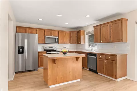 Kitchen - 13716 E 15th Ln, Spokane Valley, WA 99216 photo 2 of 4