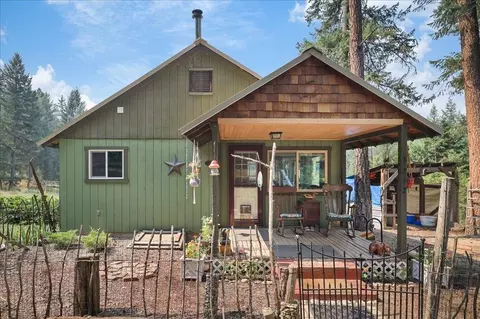 3262 Shady Ct, Valley, WA 99181