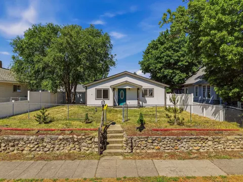 4217 N Madison St, Spokane, WA 99205