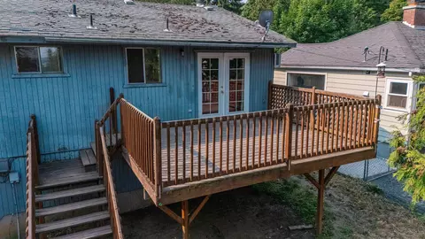 Exterior - 3003 E 15th Ave, Spokane, WA 99223 photo 3 of 6