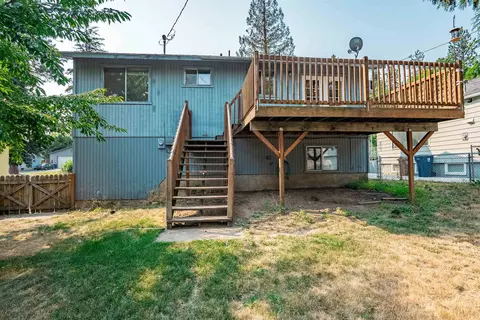 Exterior - 3003 E 15th Ave, Spokane, WA 99223 photo 4 of 6