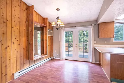Dining - 3003 E 15th Ave, Spokane, WA 99223 photo 1 of 1