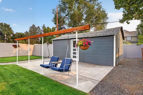 Exterior - 928 E Olympic Ave, Spokane, WA 99207 photo 9 of 17