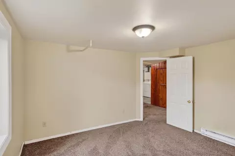 Bedroom - 928 E Olympic Ave, Spokane, WA 99207 photo 4 of 7